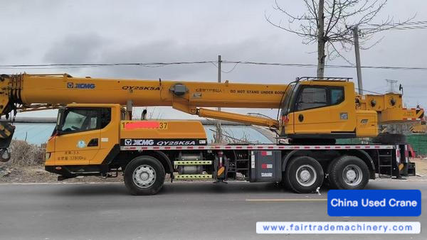 Buy XCMG 25K5A Used Crane / 1